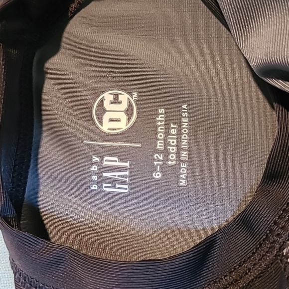 Baby Gap| DC Batman Rashguard - Picture 5 of 5